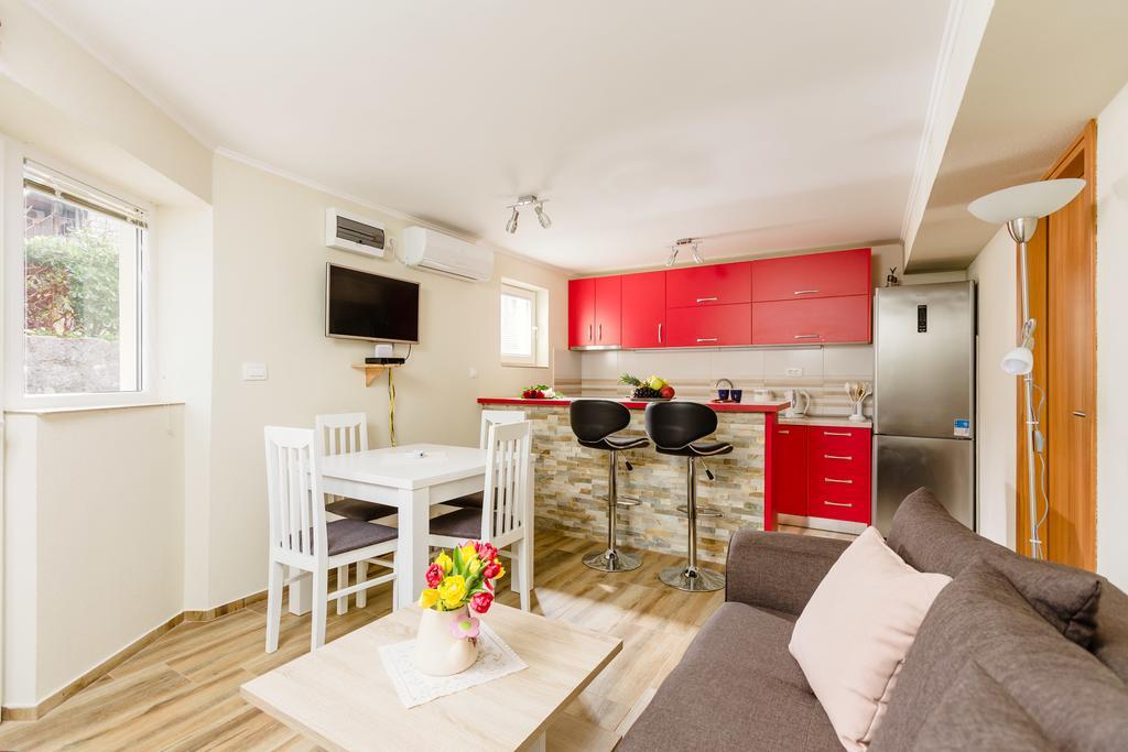 Sea Holiday Muo With Sea And City View Kotor Exterior foto